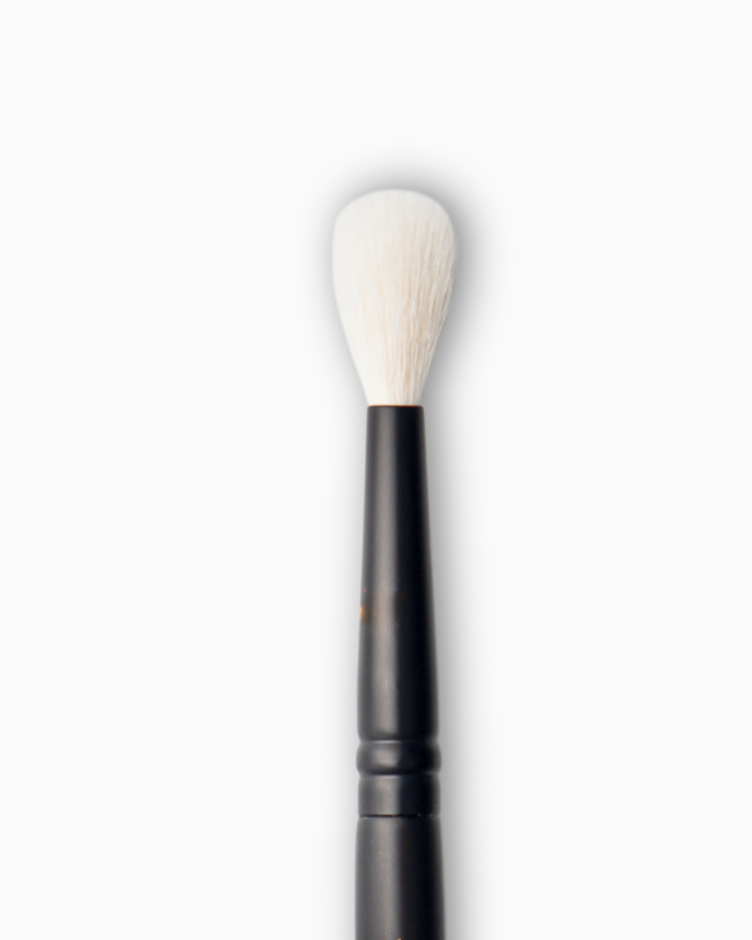 [TP-10] MUA Fluffy Brush / Brocha difuminar linea ásperas